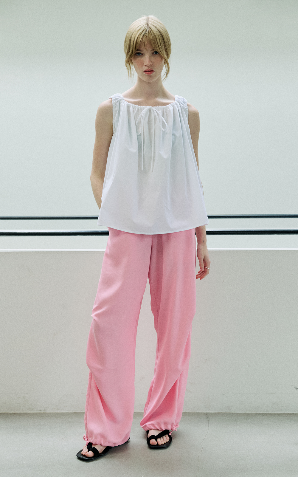 CO SIDE TUCK DETAIL PANTS_PINK
